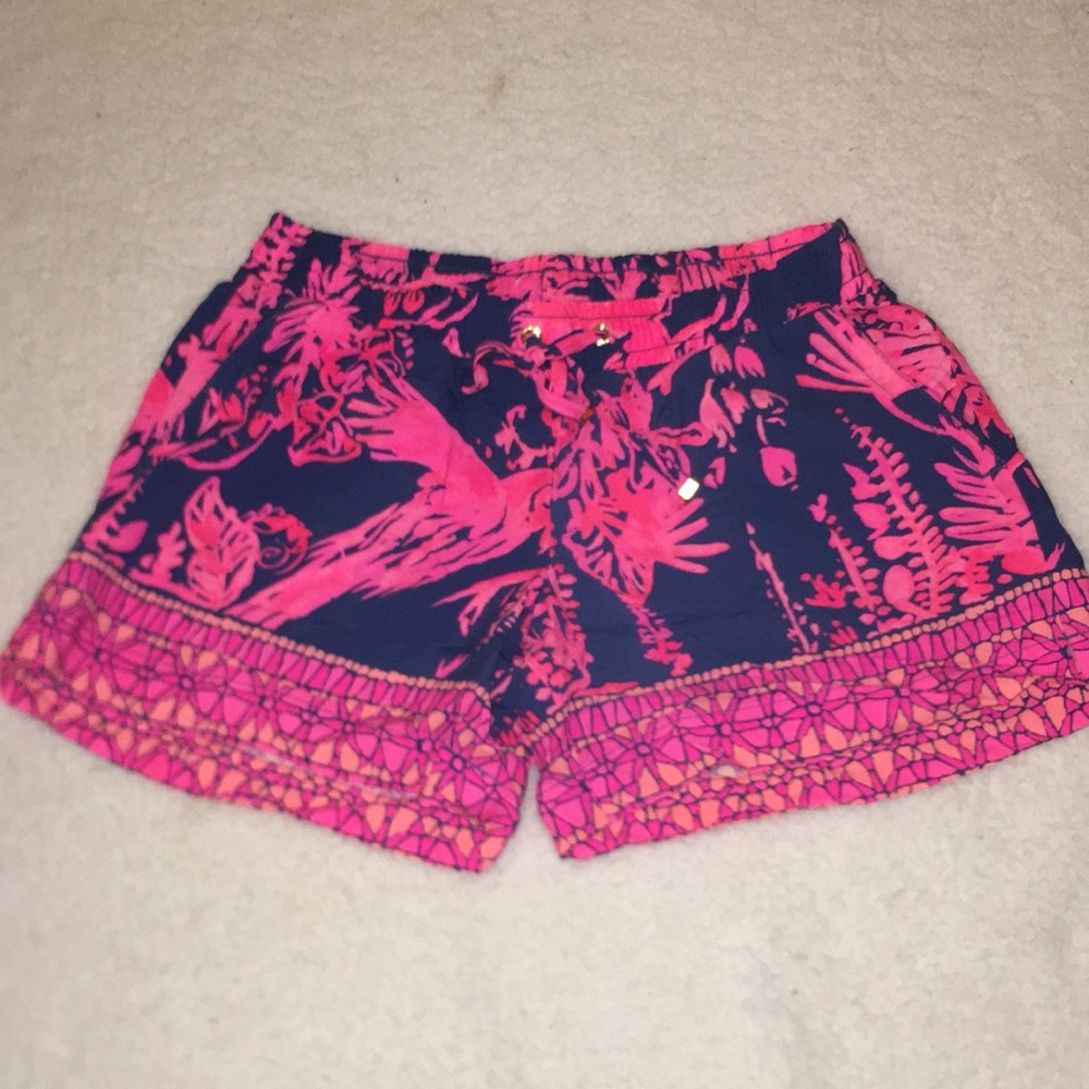 Lilly shorts flowy